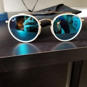 Ray ban sunglasses hardly worn